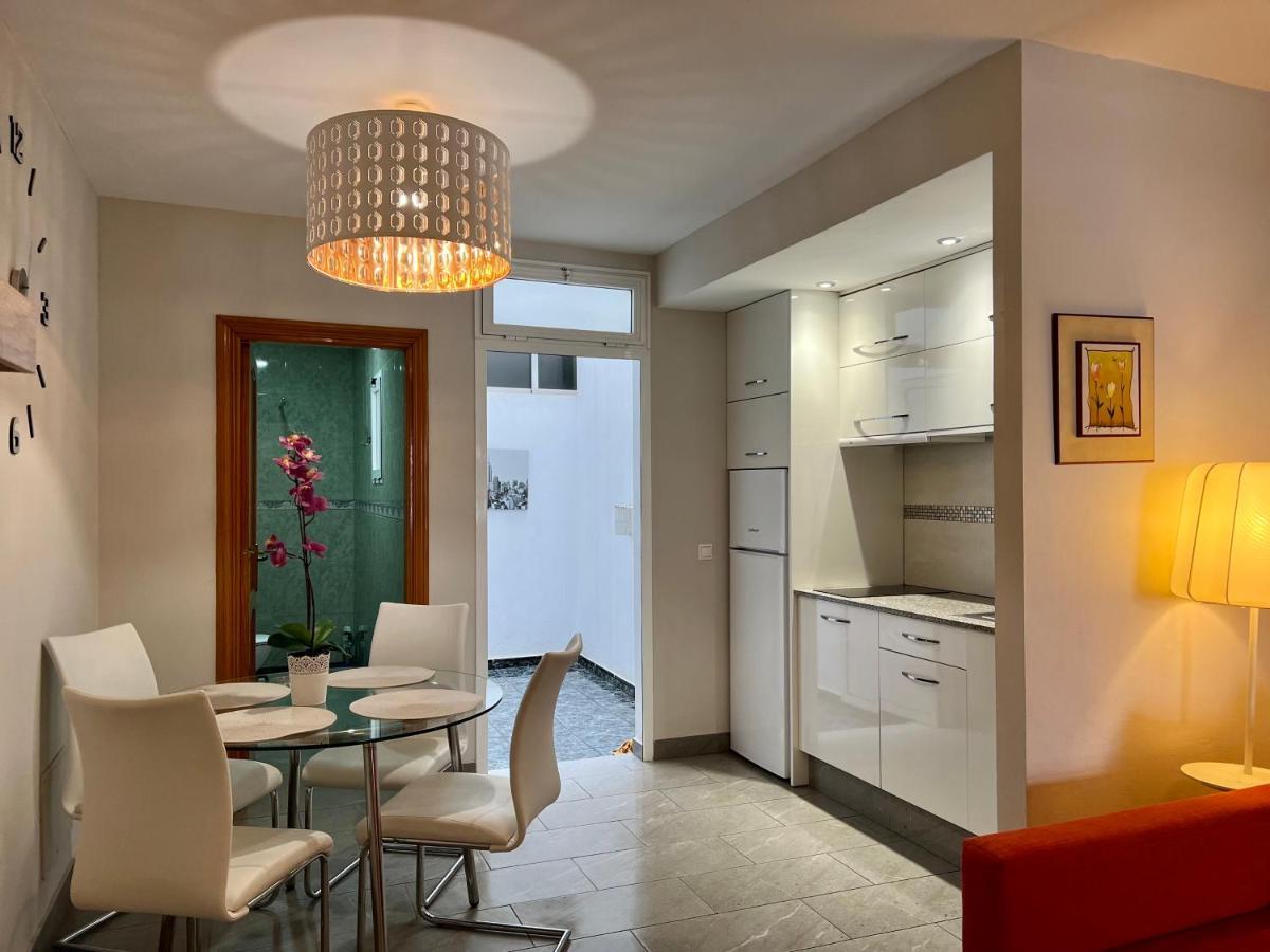 Apartamentos Dalia Vecindario Kültér fotó