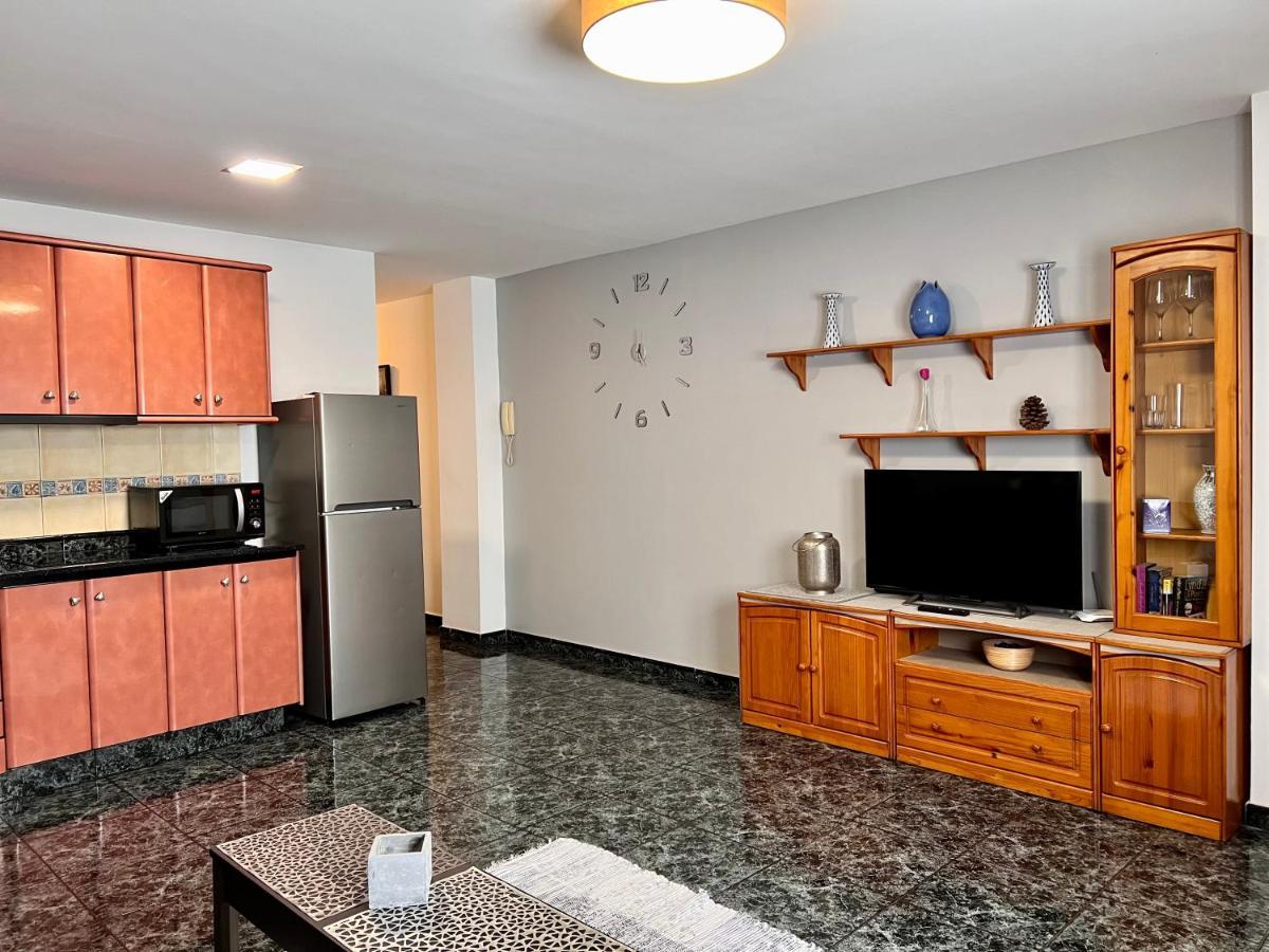 Apartamentos Dalia Vecindario Kültér fotó