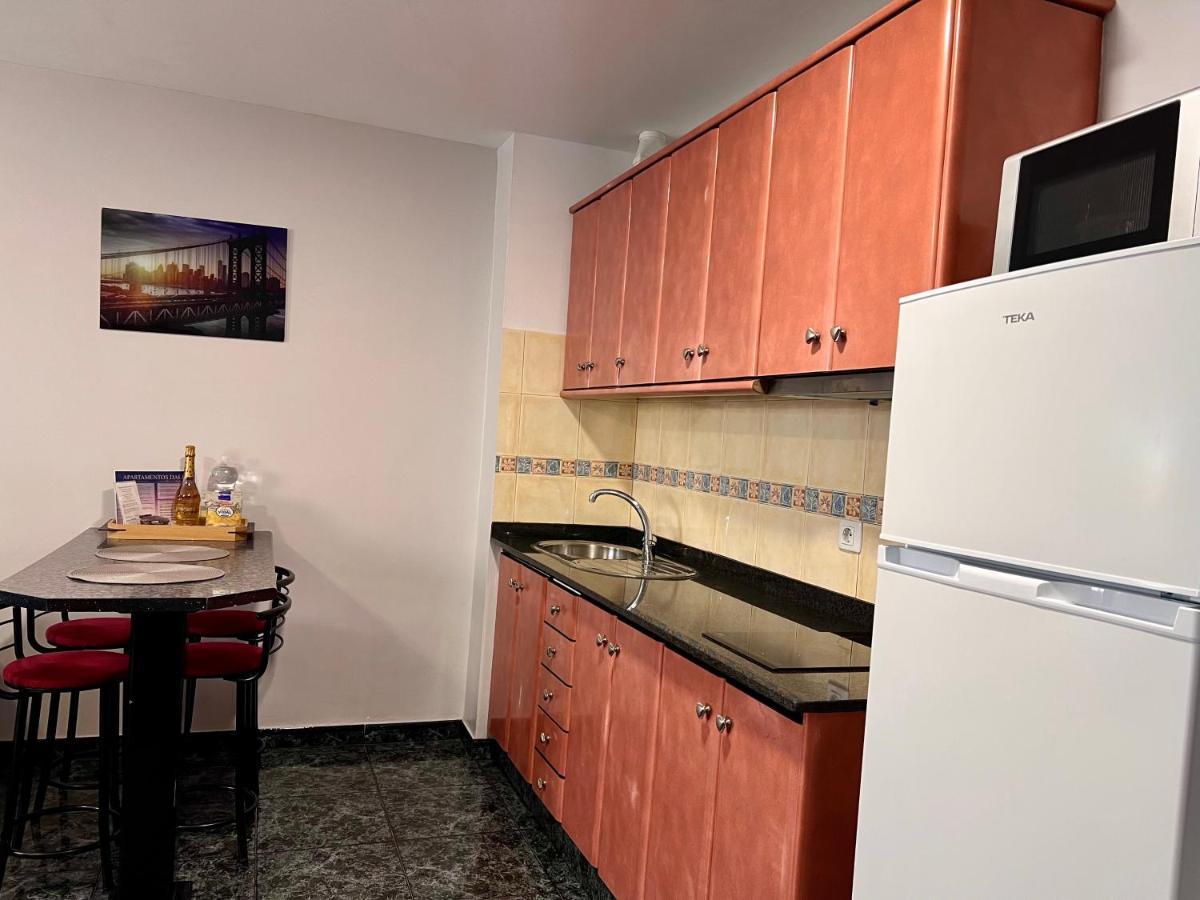 Apartamentos Dalia Vecindario Kültér fotó