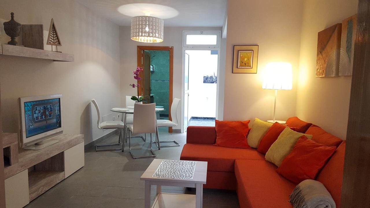 Apartamentos Dalia Vecindario Kültér fotó